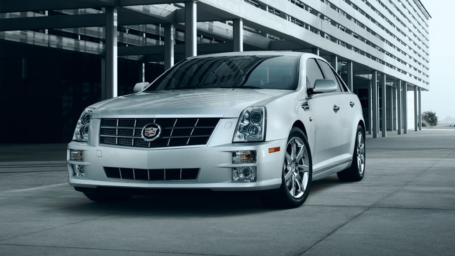 Cadillac STS Exterior Photo