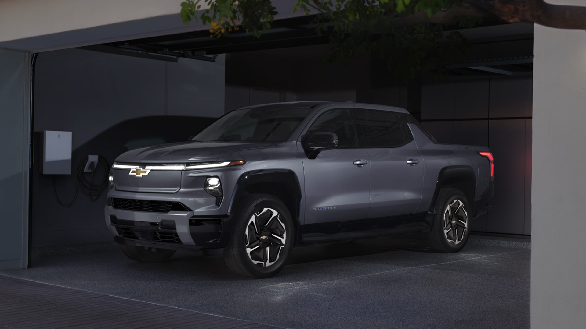Chevrolet Silverado EV Exterior Photo