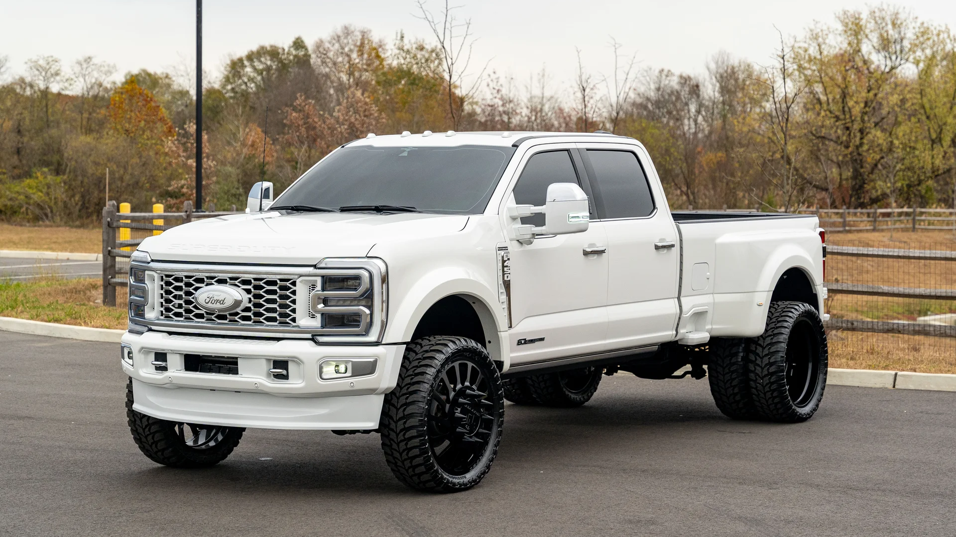 Ford F-450 Super Duty Hero