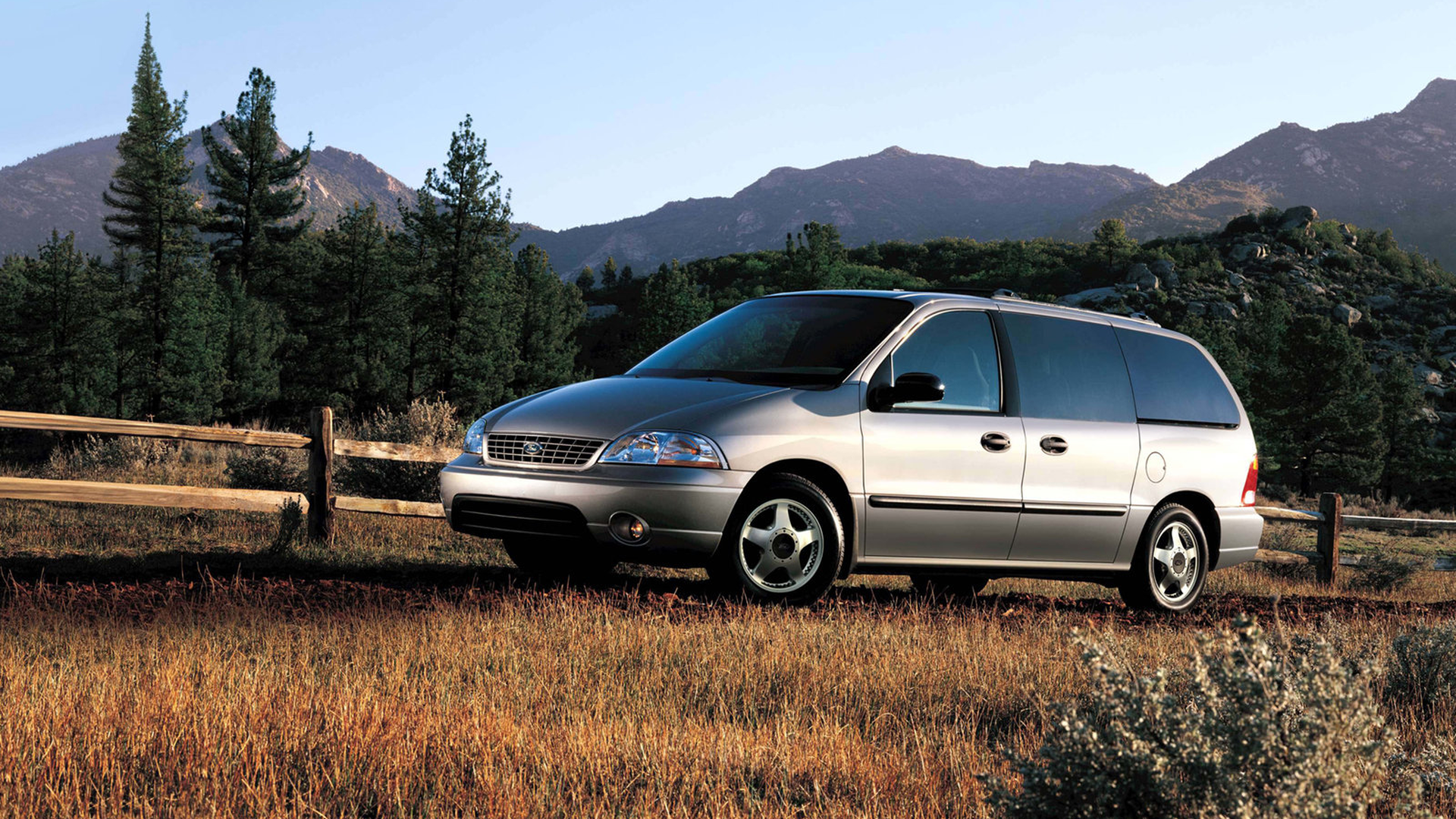 Ford Windstar Hero